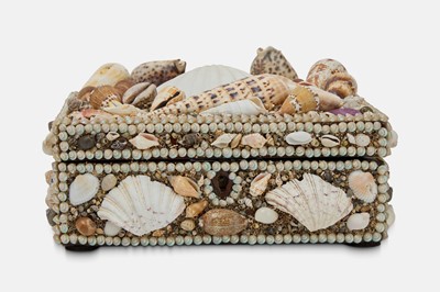 Lot 145 - A shellwork box