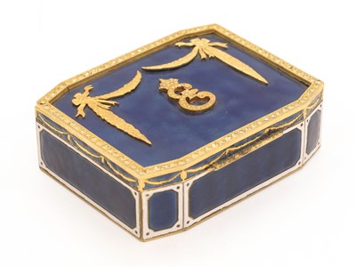 Lot 305 - An Italian gilt brass and guilloché enamel box