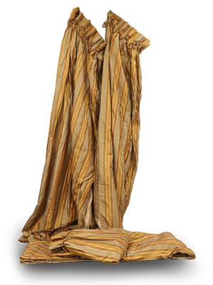 Lot 415 - A set of two pairs of silk curtains