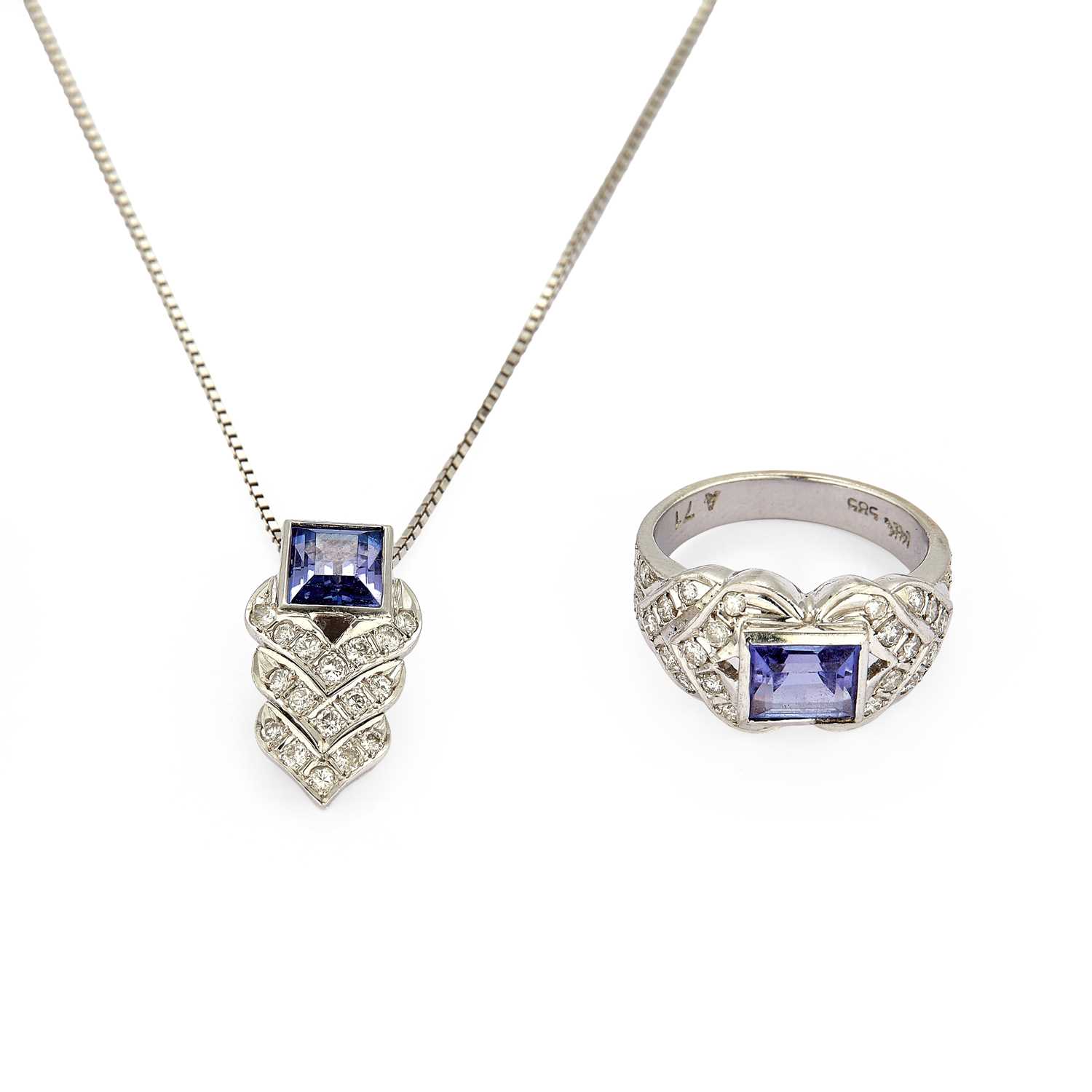 Lot 113 - A tanzanite and diamond ring and pendant set