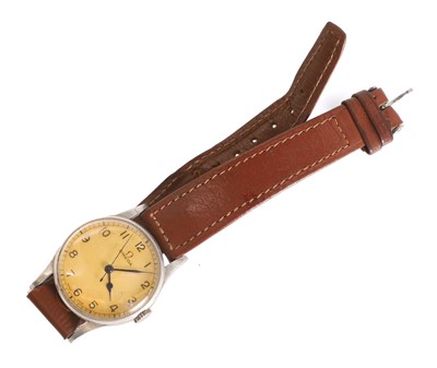 Lot An Omega WWII stainless steel RAF military-issue mechanical wristwatch