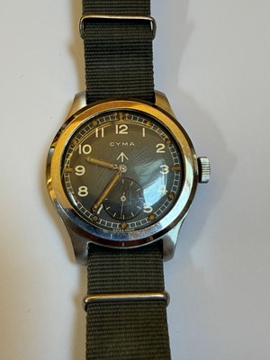Lot 7 - A Cyma stainless steel British military-issued ‘Dirty Dozen’ mechanical wristwatch