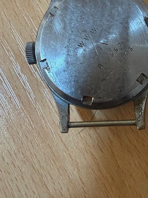 Lot 8 - A Vertex stainless steel British military-issued ‘Dirty Dozen’ mechanical wristwatch