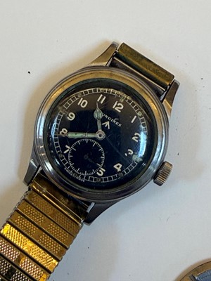 Lot 6 - A Longines stainless steel British military-issued ‘Dirty Dozen’ mechanical wristwatch