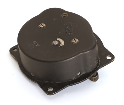 Lot 15 - A WWII MKIIIB RAF navigators cockpit clock