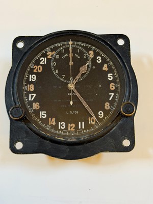 Lot 15 - A WWII MKIIIB RAF navigators cockpit clock