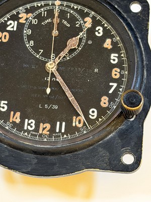 Lot 15 - A WWII MKIIIB RAF navigators cockpit clock