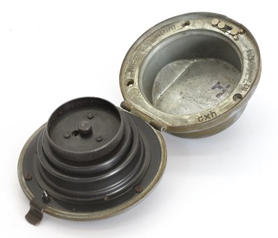 Lot 18 - A German Station Uhr or Betriebsuhr clock