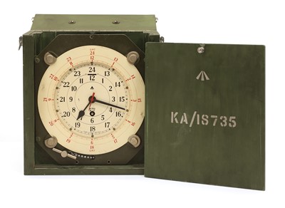 Lot 23 - A Smiths Astral 8-Day British military signal centre clock
