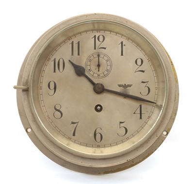 Lot 40 - A WWII Kriegsmarine ship's bulkhead clock