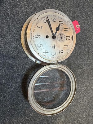 Lot 40 - A WWII Kriegsmarine ship's bulkhead clock