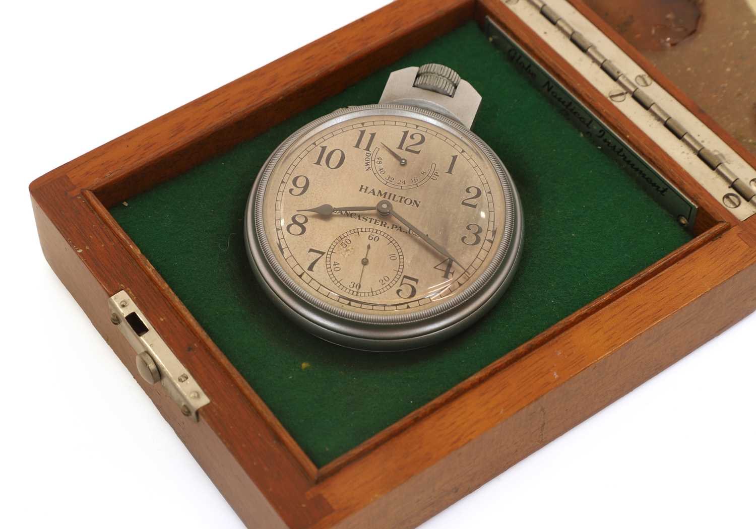 Lot A WWII US Navy 'Model 22' deck chronometer