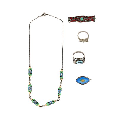 Lot 268 - A group of assorted silver jewellery