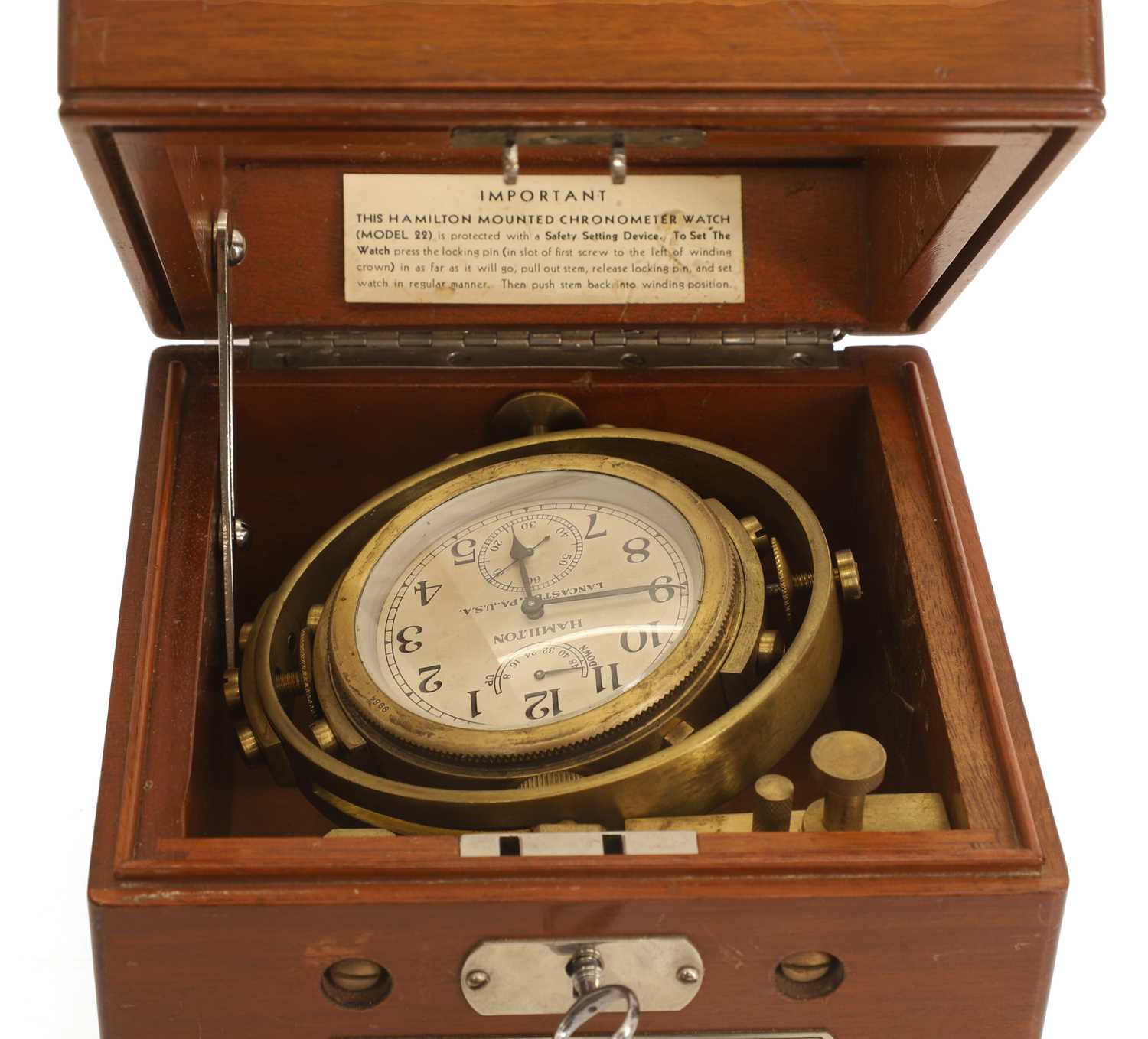 Lot 55 - A WWII US Navy two-day chronometer watch