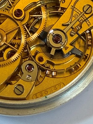 Lot 56 - A WWII British Royal Navy chronometer deck watch