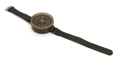 Lot A German Luftwaffe AK39 Wrist Compass (Armbandkompass)