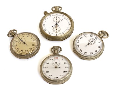 Lot 64 - Four WWII era Air Ministry stop watches