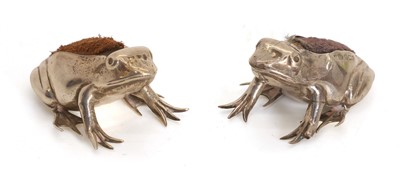 Lot 8 - A pair of novelty silver pin cushions or pen wipes