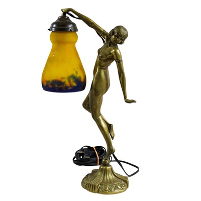 Lot 477 - A Muller Frères Art Nouveau figural table lamp