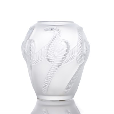 Lot 150 - A Lalique 'Charmeur' vase