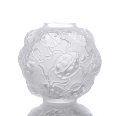 Lot 151 - A Lalique 'Coccinelles' pattern vase