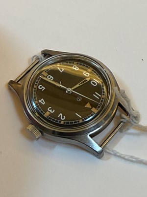 Lot 95 - A Hamilton British military RAF-issued 'Mark XI' mechanical watch