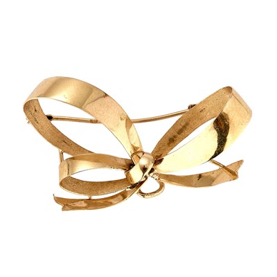 Lot 54 - A 14ct gold bow brooch