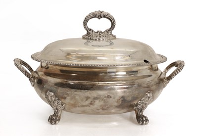 Lot 43A - A silver lidded tureen dish