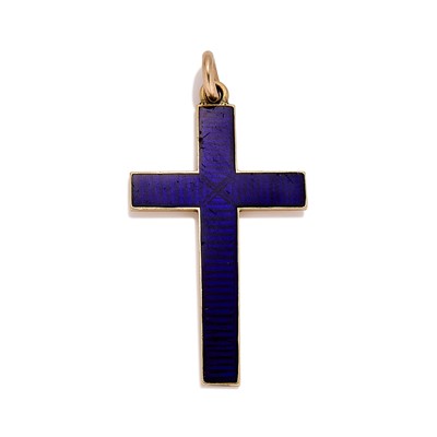Lot 6 - An early 20th century gold and enamel cross pendant