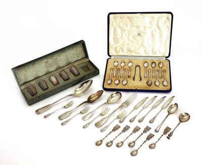 Lot 142 - A collection of silver cutlery