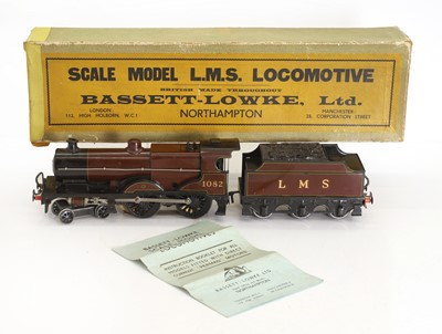 Lot 316 - A Bassett-Lowke O Gauge 4-4-0 Loco & Tender LMS maroon 'Compound' No.1082