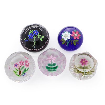 Lot 44 - A collection of five floral bouquet paperweights