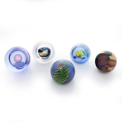 Lot 41 - A group of five glass paperweights
