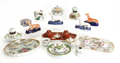 Lot 101 - A continental porcelain foliate inkstand