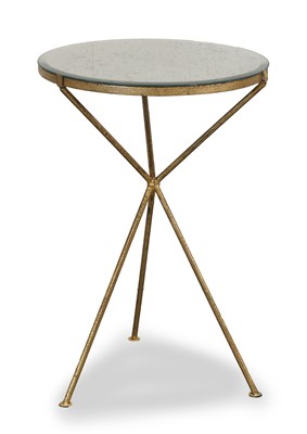 Lot 519 - A contemporary side table
