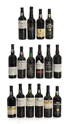Lot 521 - A selection of Vintage Ports