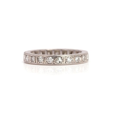 Lot 81 - A diamond eternity ring
