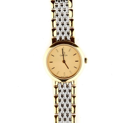 Lot 355 - Omega