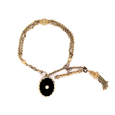 Lot 319 - An Albertine chain