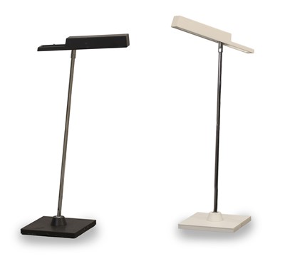 Lot 475 - A pair of Bover 'Spock' desk lamps