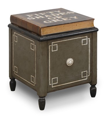 Lot 541 - A novelty 'Fifty Shades of Grey' chest