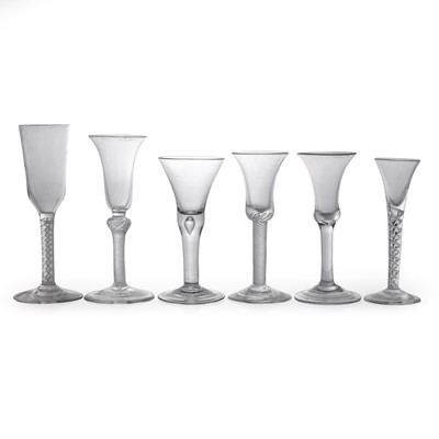 Lot 8 - A collection of drinking glasses