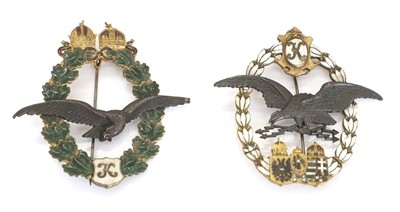 Lot 394 - An Austro-Hungarian WWI 1917 aircrew badge and an Austrian pilot's badge, type II
