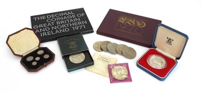 Lot 9 - A collection of coins