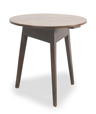 Lot 522 - A George III oak cricket table