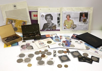 Lot 39 - A large collection of coins