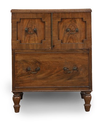 Lot 531 - A mahogany commode