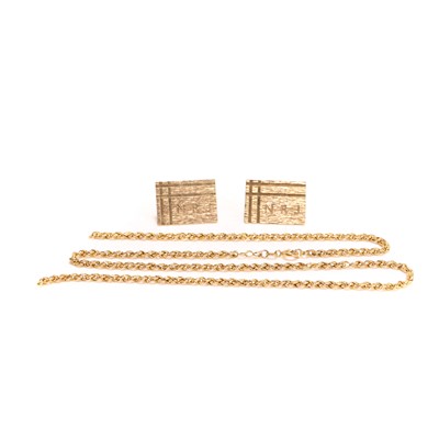 Lot 207 - A pair of 9ct gold cufflinks and a chain
