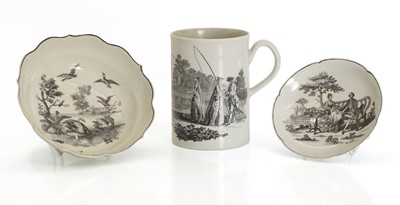 Lot 111 - A Worcester tankard
