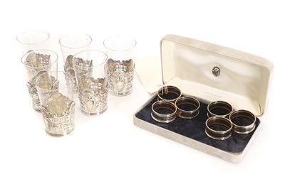 Lot 22 - A cased set of six beakers